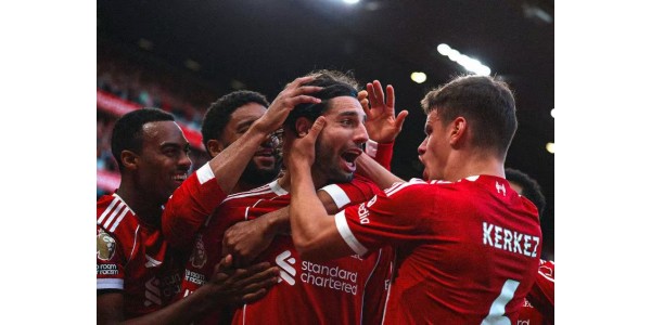 Liverpool porazil Arsenal 1:0 a obhájil tak svou domácí slávu na Anfieldu.